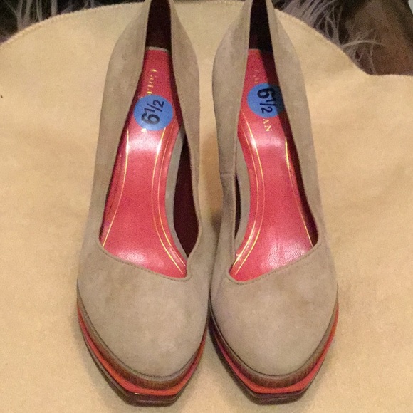 💗Cole Hann & Nike Air Heels💗 - Picture 4 of 8